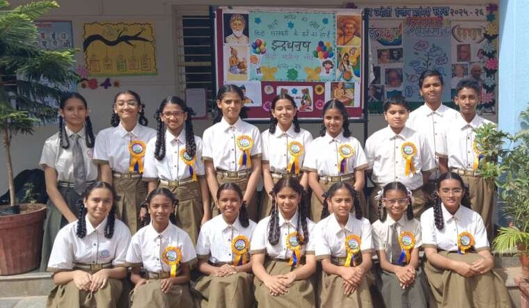हिंदी साहित्यिक क्लब का उद्घाटन समारोह – अमर ज्योति इंग्लिश स्कूल